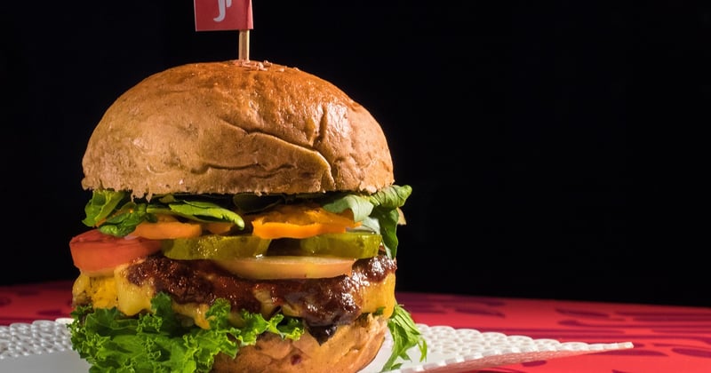 Burger végétarien aux haricots rouges fait maison : la recette irrésistible